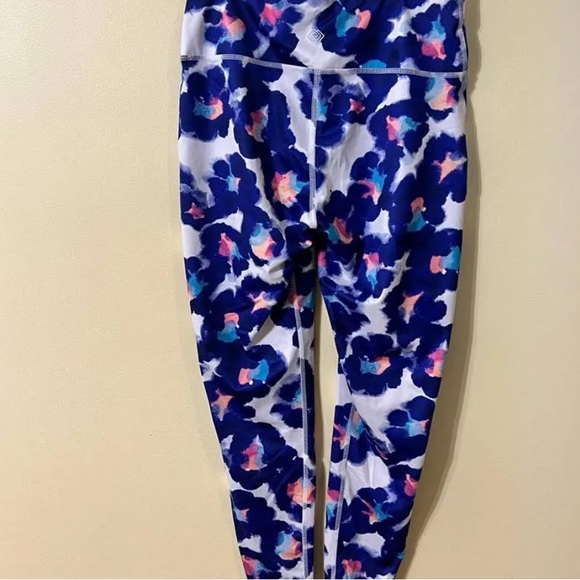 2 Piece Workout Set - Picture 2 of 2